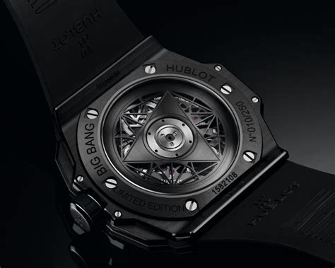 მაჯის საათი Hublot X Sang Bleu — Armonissimo